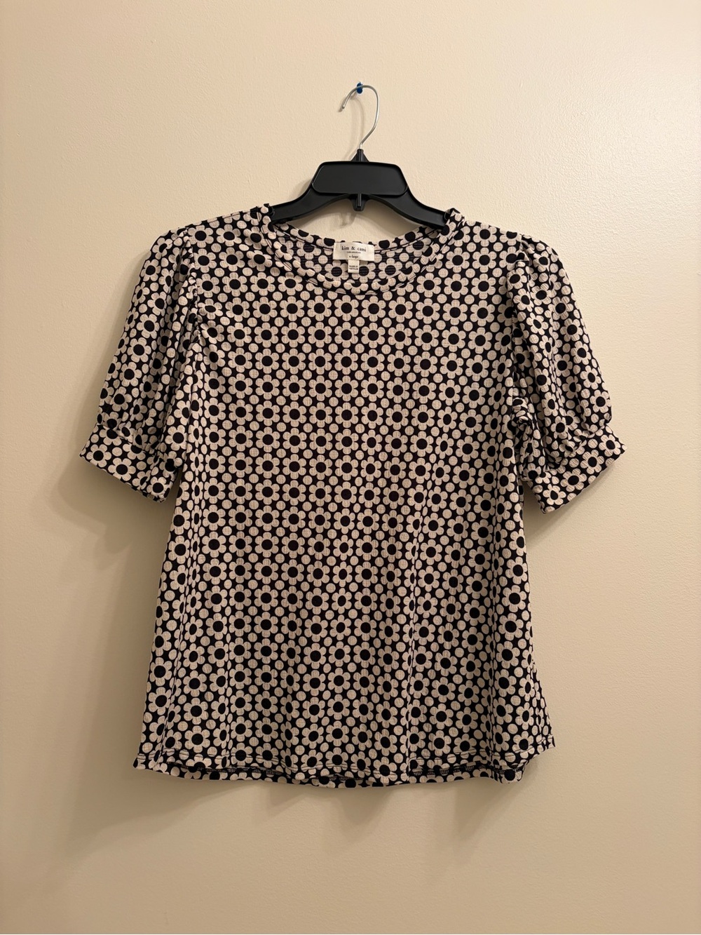 Darling Floral Dot Puff-Sleeve Top in Black and Cream